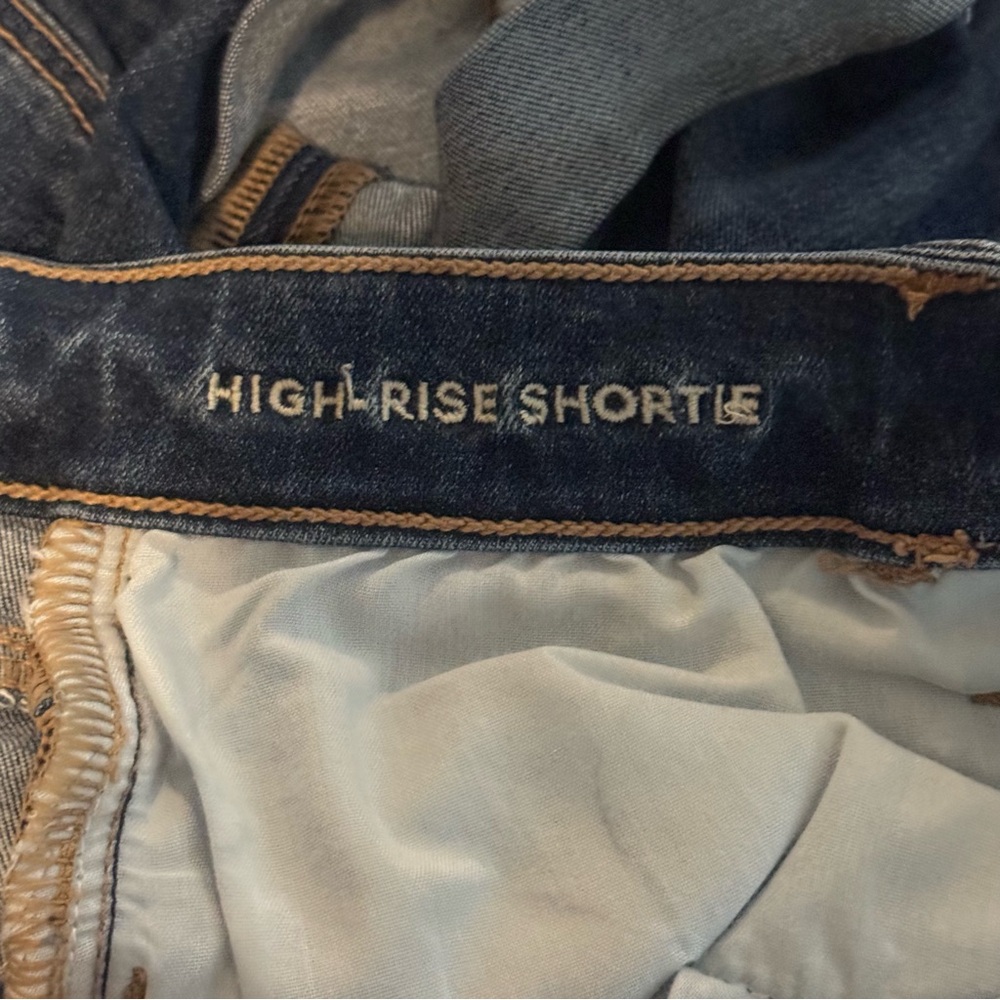 American Eagle High rise shortieNext level Stretch Dark Blue Rolled Denim Shorts - Picture 5 of 5